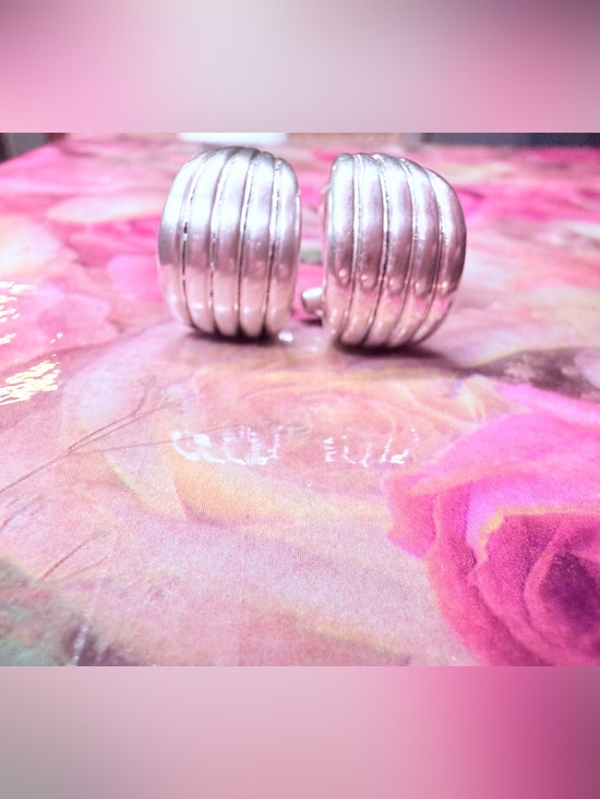 None Other - 925 STAMPED SOLID STERLING SILVER EARRINGS 💜